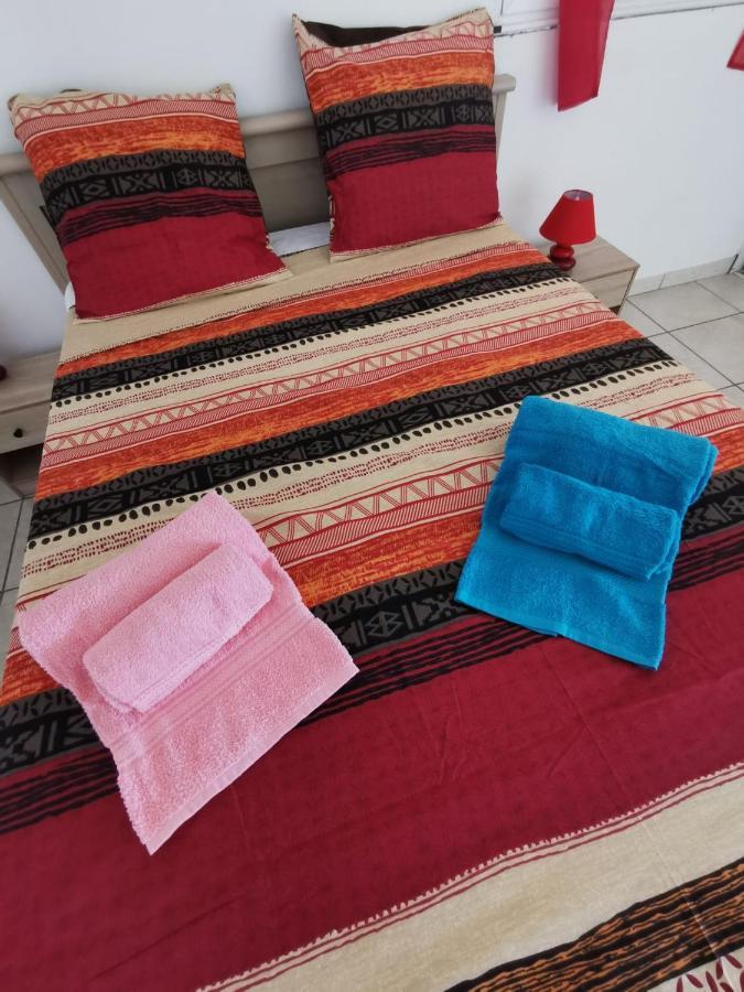 Haut De Villa Chez Ghighi Rivière-Pilote エクステリア 写真
