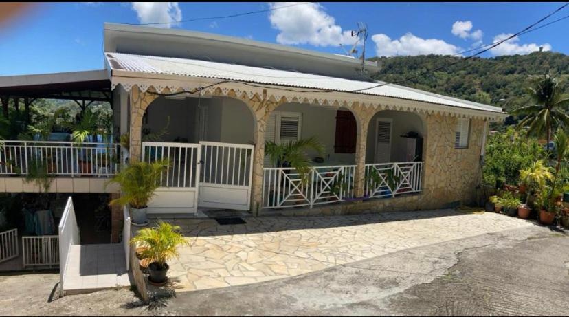 Haut De Villa Chez Ghighi Rivière-Pilote エクステリア 写真